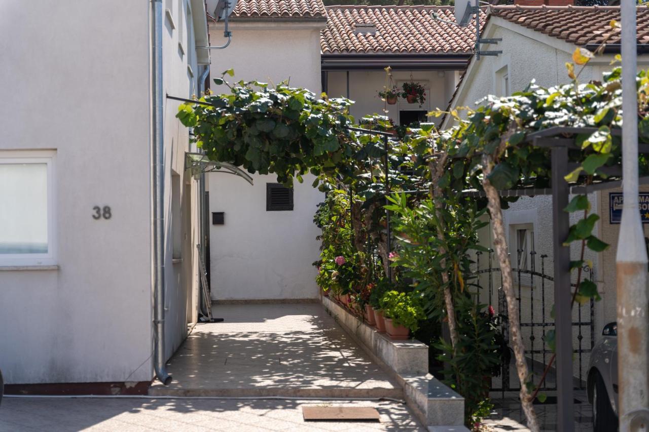 Villa Kuca Anea à Poreč Extérieur photo